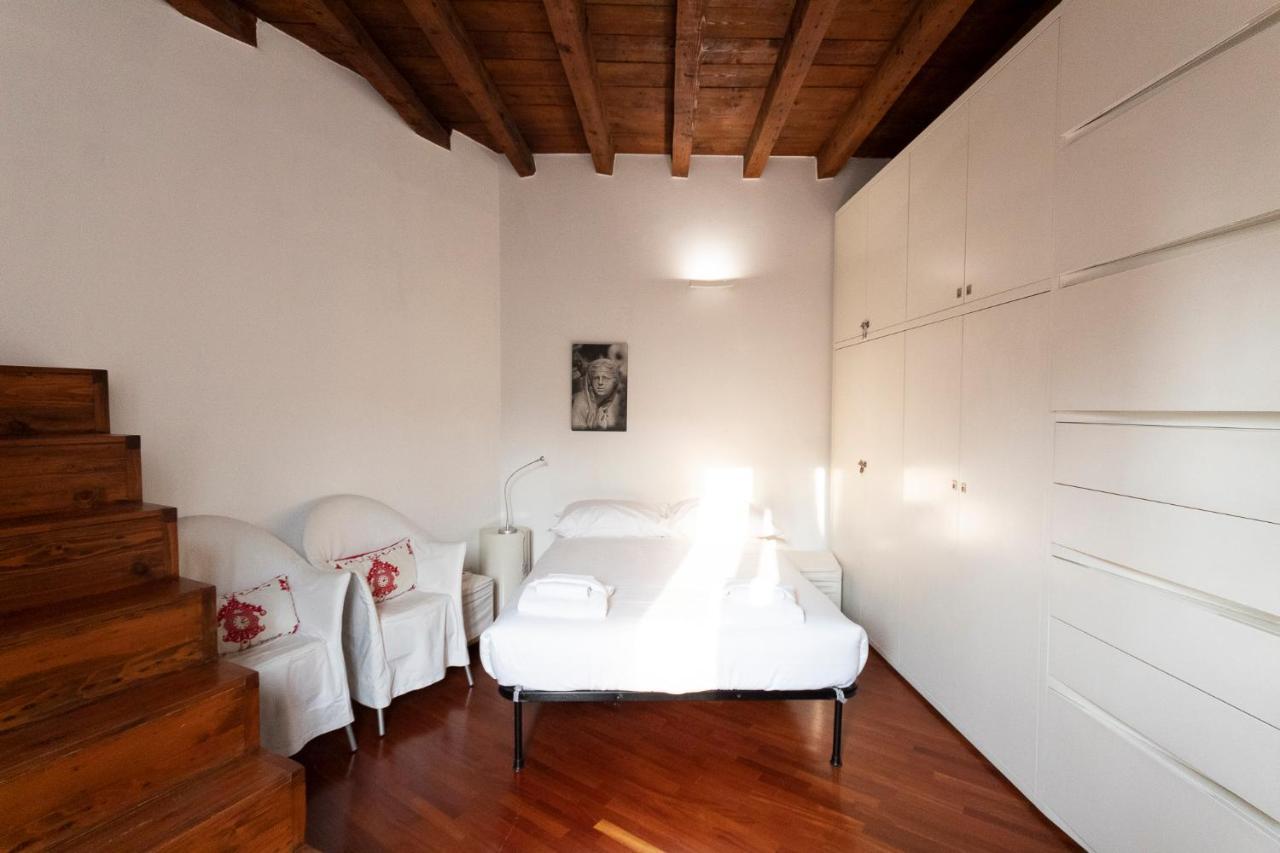 Anfiteatro Apartment In Brera Mailand Exterior foto