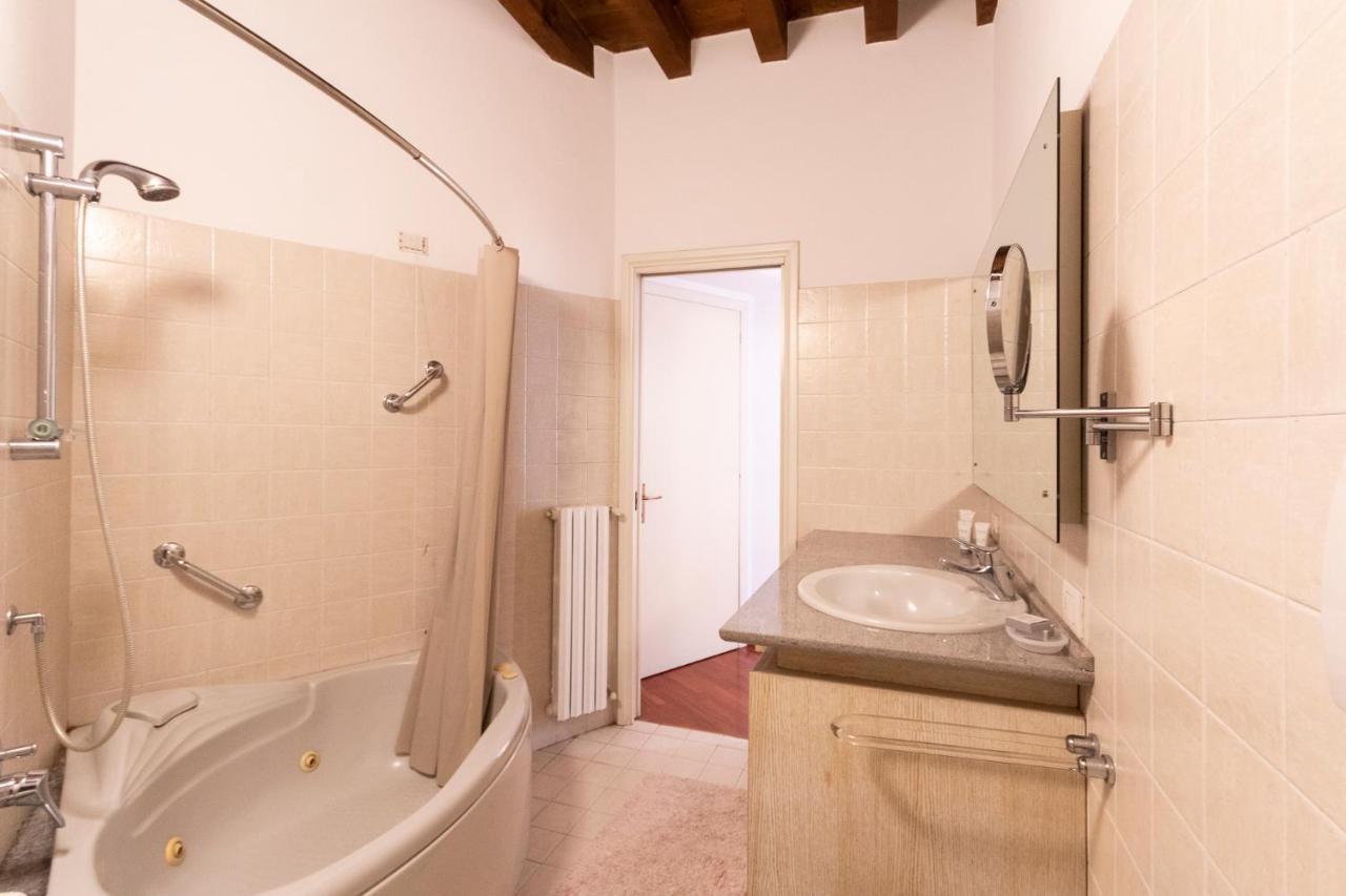 Anfiteatro Apartment In Brera Mailand Exterior foto