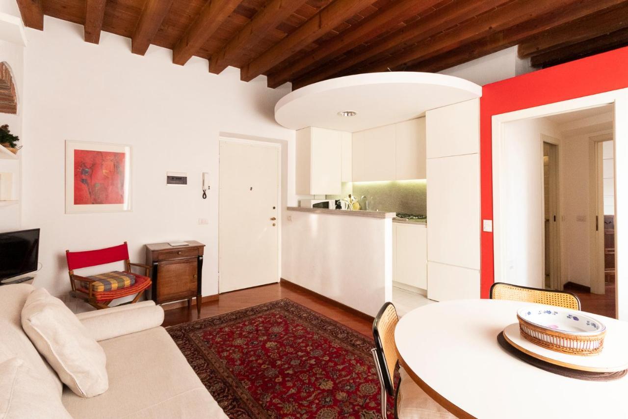 Anfiteatro Apartment In Brera Mailand Exterior foto